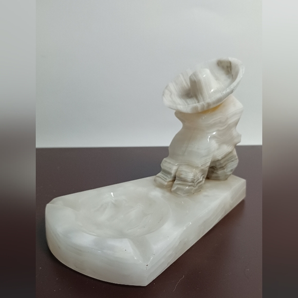 VTG Carved Stone MARBLE Ashtray Figure Siesta Sombrero - Picture 2 of 4
